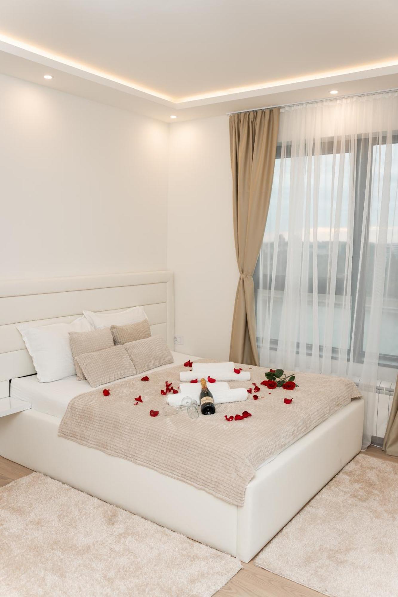 Sinfonia Lux Apartment Belgrade Luaran gambar