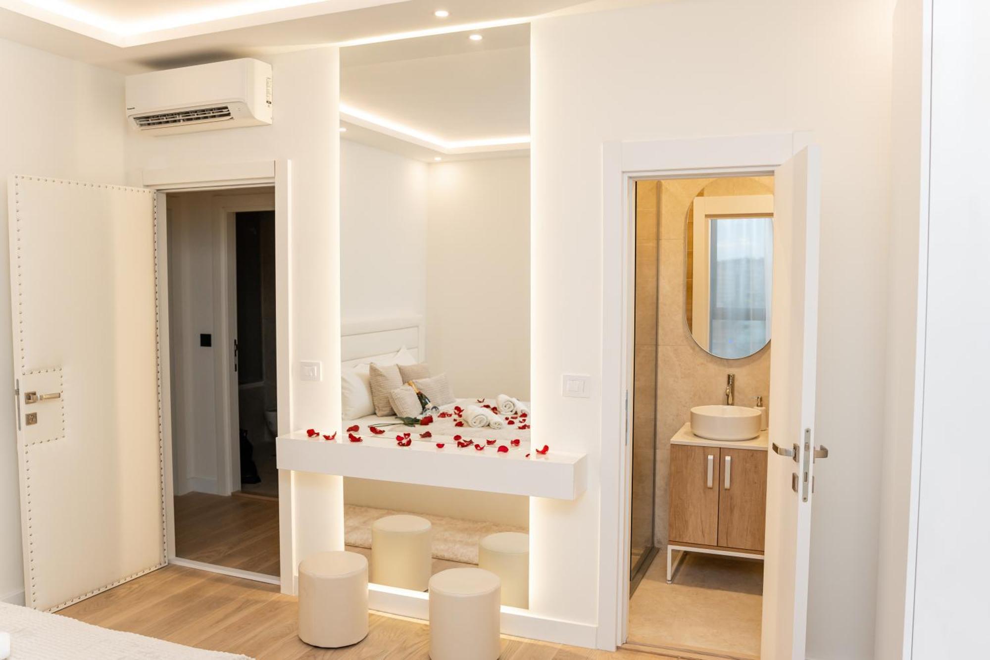 Sinfonia Lux Apartment Belgrade Luaran gambar